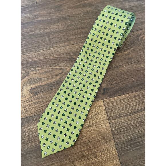 Brooks Brothers gold tie with blue geometric floral like pattern - Picture 1 of 16